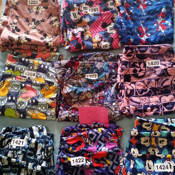 DISNEY OS LEGGINGS. 2/$36 - Picture 9 of 10